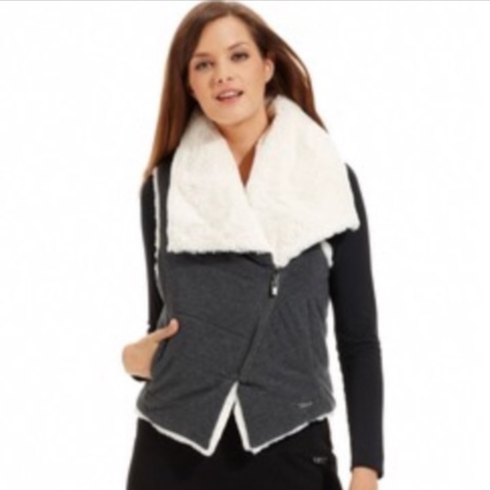 Calvin Klein Reversible Sherpa Vest